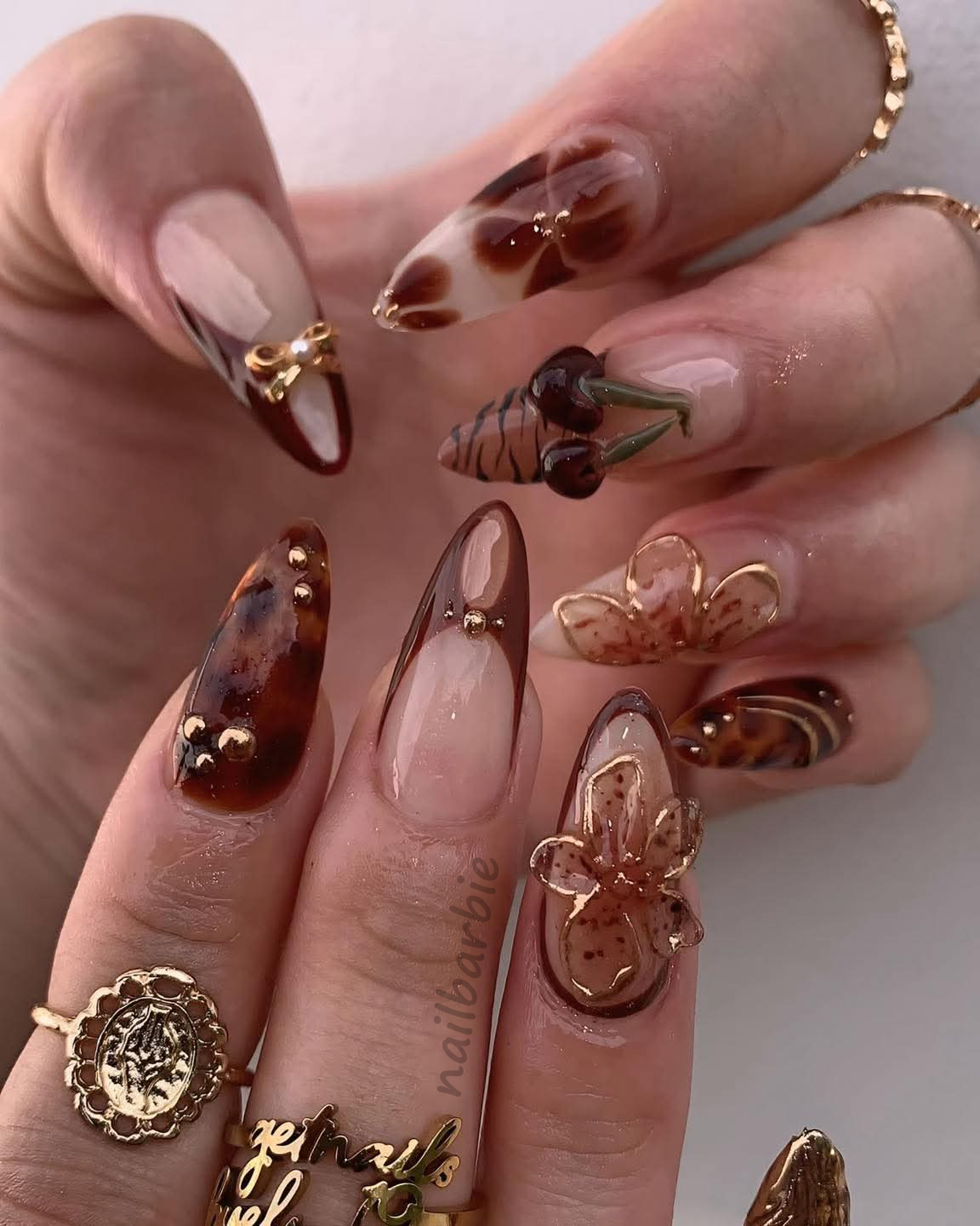 Brown Nude 3D Floral Abstract Nails