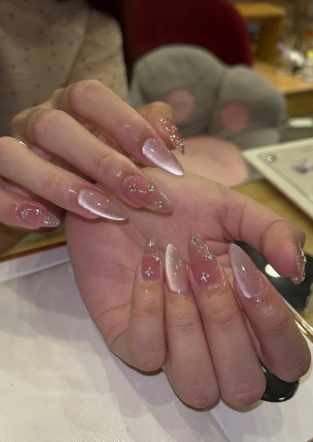 Cat Eye With Gold Crystal Nails