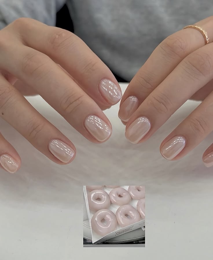 Beige Glazed Dounut Chrome Nails