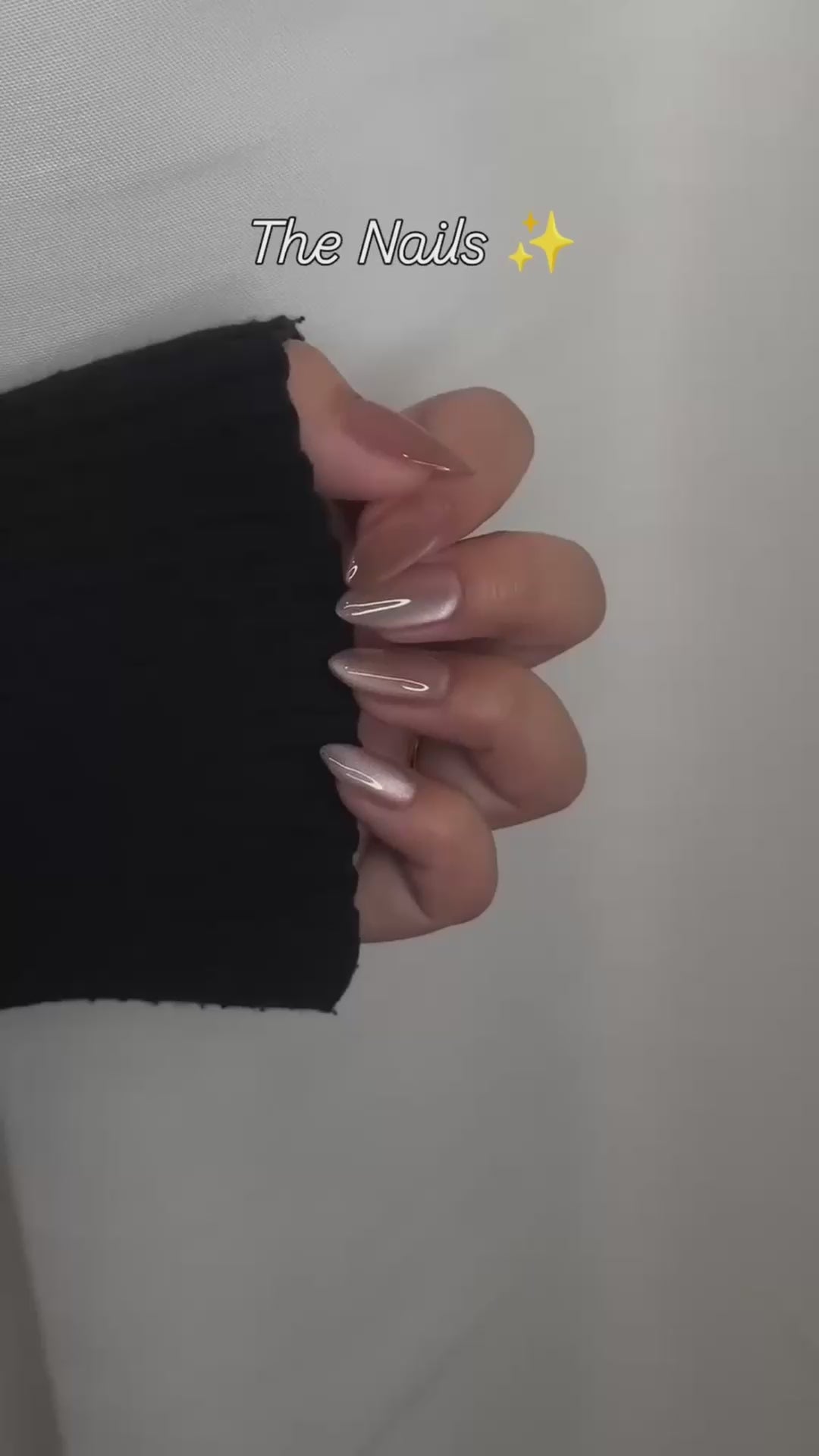 Luxurious Nude Cat Eye Nails